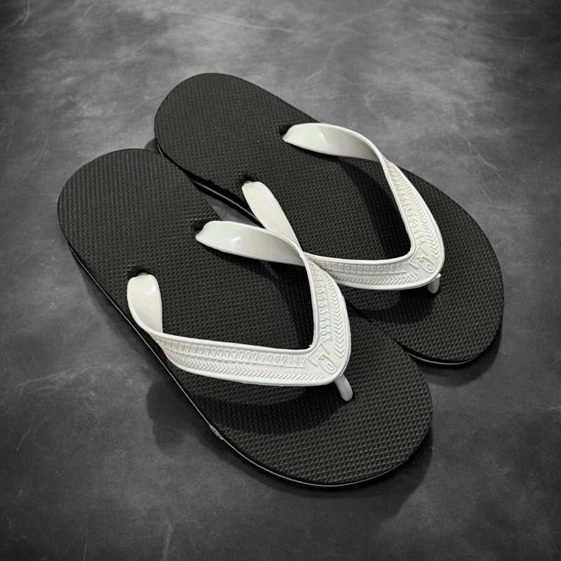 Dép Xốp Đi Biển & Khách Sạn Chất Liệu Cao Su Thiên Nhiên Siêu Bền Size 36-43 Màu Xanh Đen Trắng Tăng 1 Size Giá Tại Xưởng Hot Trend