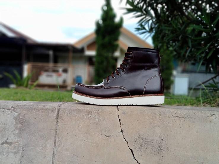 Product Introduction of sepatu boots model moctea sepatu boots model redwing sepatu boots kulit Pria Kerja 3