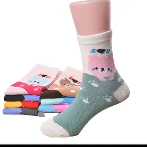 PAKET 3 PASANG & 6 PASANG KAOS KAKI TK SD SMP MOTIF RANDOM COWO DAN CEWEK BAHAN COTTON SPANDEK LEMBUT NYAMAN UNTUK ANAK BOY AND GIRL