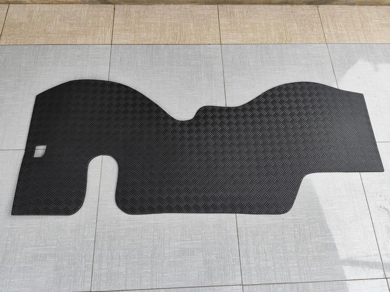 KARPET ALAS KABIN TRAGA ANTI SLIP TIDAK MENYERAP AIR Car Karet spon 4