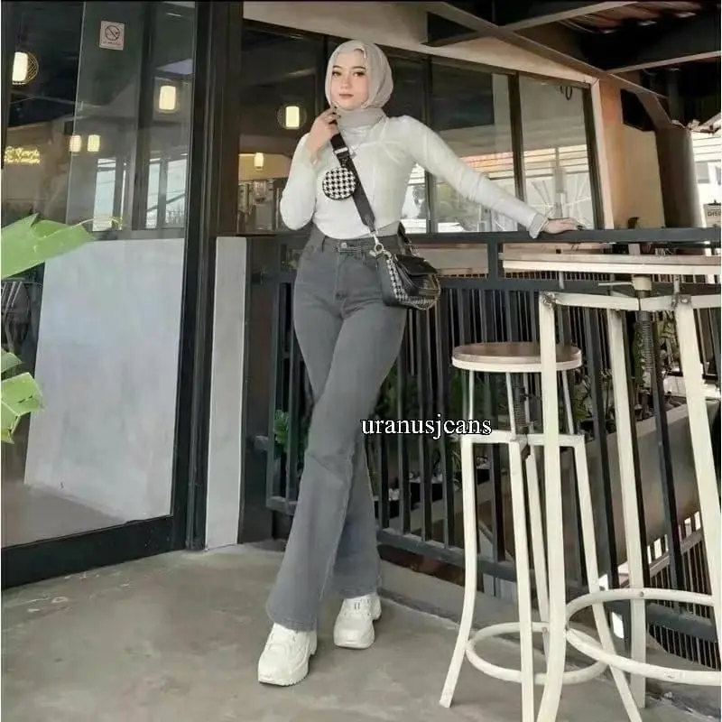 Celana Jeans Cutbray Wanita Premium warna Abu-abu 5
