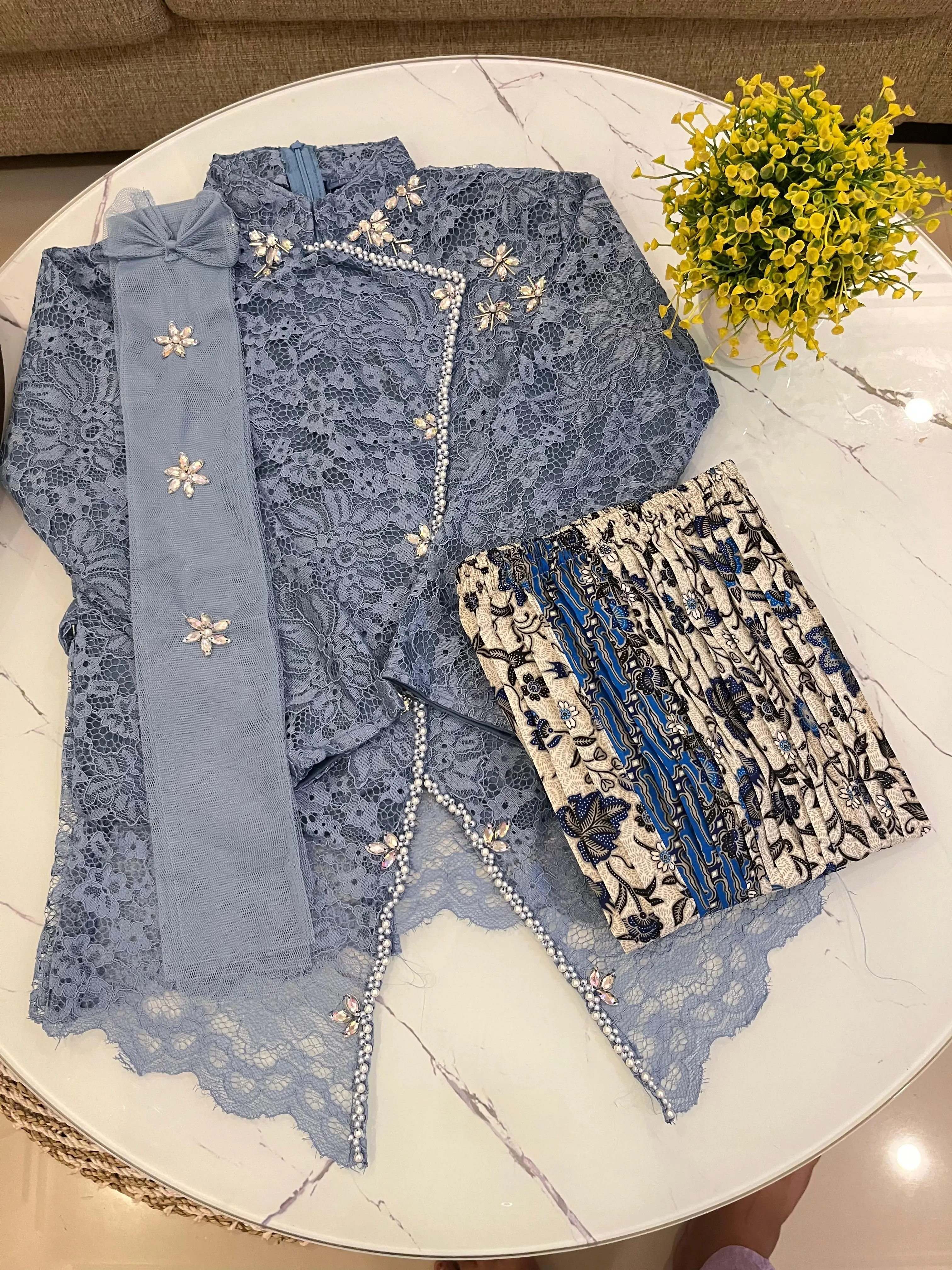 TERLARIS SETELAN KEBAYA ANAK FREE SELENDANG KEBAYA ANAK LUCU MURAH/Kebaya Anak Umur 4 Sampai 12 Tahun/Kebaya Wisuda anak/kebaya brukat anak