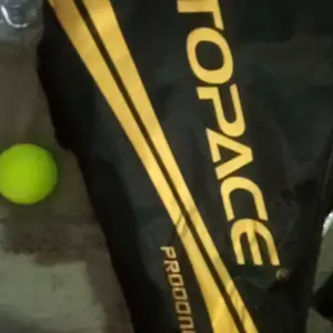 TOPACE Raket Tenis Karbon Ringan - Cocok untuk Pemula & Pelajar Dewasa (Lengkap dengan Tas, Bola & Grip) racket tennis ball outdoor