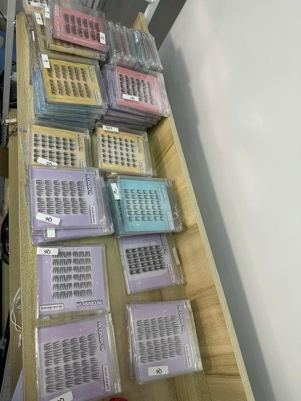    THANH LÝ  HÀNG NỨT - vỠ HỘP- KO KEM NHÍP  - mi sẵn keo mi tự dính KHÔNG CẦN KEO - Mi Crush công nghệ phủ keo tiên tiến bám dính 24h  tái sử dụng dễ dàng mi  elyzza chân mèo Nữ Women Cosmetic Trang Điểm Mỹ Phẩm 