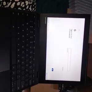 [Pre-Owned] Laptop Lenovo 100E RAM 4GB Internal 32GB Layar 11.6 Inch Chrome OS Intel Celeron N3350 Bekas