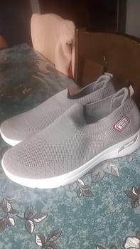 Product Review of Kasut Wanita, Kasual Berjalan, Tapak Bernafas, Kasut Sukan Hitam Merah Perempuan Casual Shoes Sneakers from j**3 0