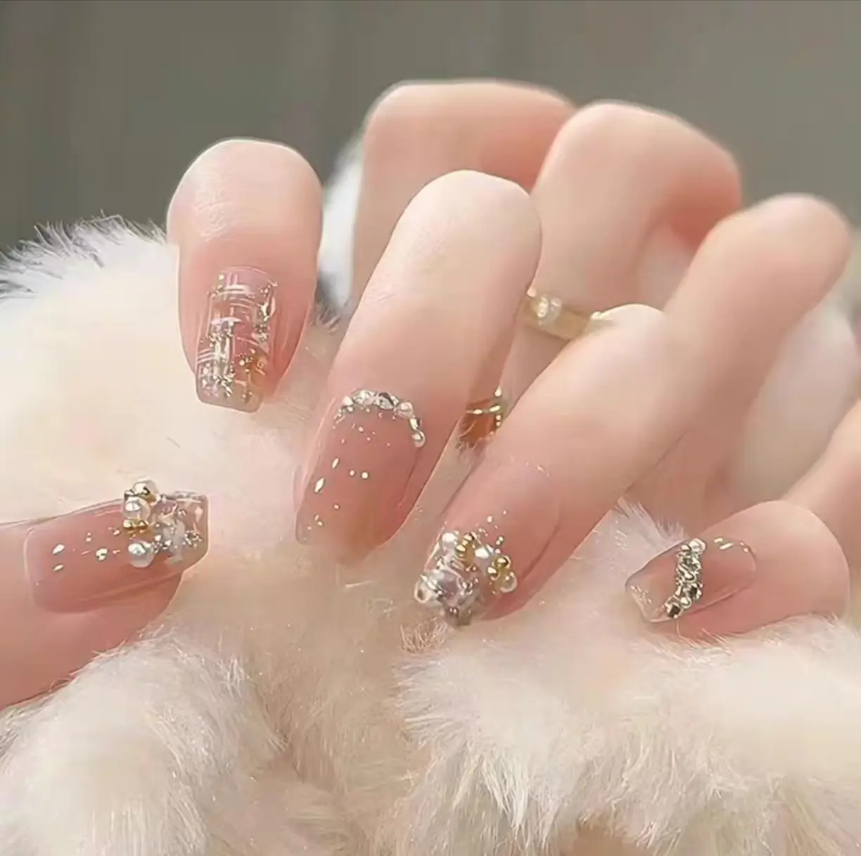 pH 130 Hannah Baby Nail Art Accessories ，需在直播间选款 Live pick payment link. Min 3 pairs to ship. Styles random if not picked live. No returns.