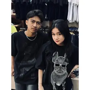 Wajib untuk gaya jalanan! Kaos hitam dengan corak anjing keren, model pendek untuk pasangan pria dan wanita, gaya trendy.