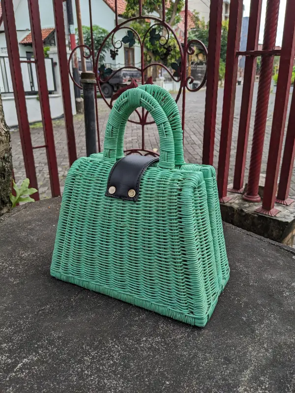 MAGARY BAGS / Penataran Bag / Tas Rotan / Rattan Bag / Tas Kulit / Tas Rotan Bali / Bali Rattan Bag 4