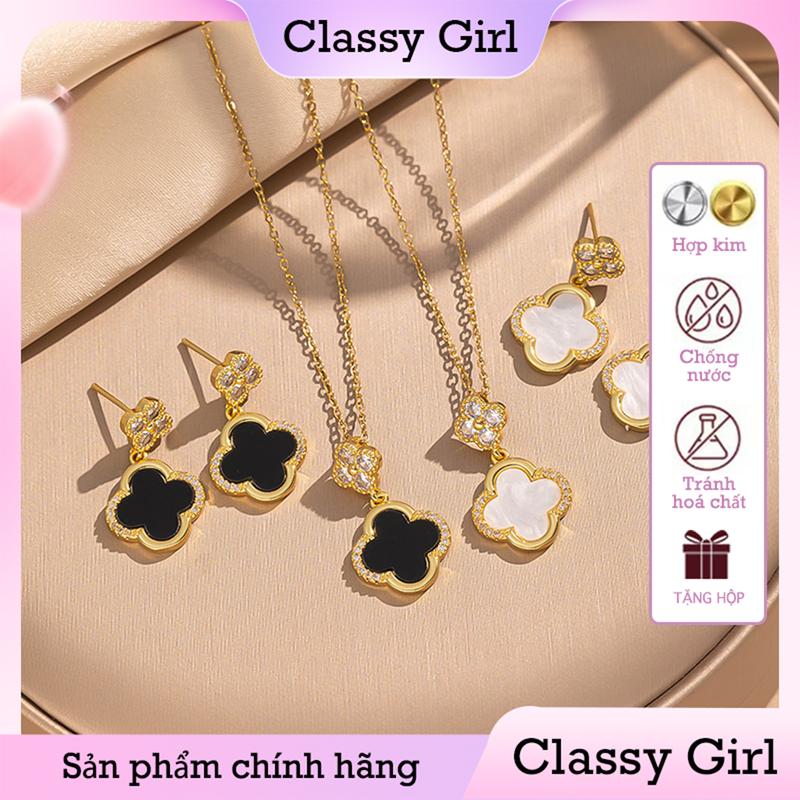  【 Mua 1 tặng 1  Bộ bông tai vòng cổ cỏ bốn lá may mắn chuỗi xương đòn  vàng mạ titan thép không mất màu nhẹ sang trọng thanh lịch phụ kiện thời trang khí chất đồ trang sức nữ linh hoạt—Classy Girl 
