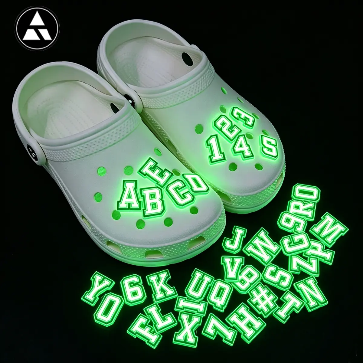 Aksesoris Custom Sepatu Clog Charm Huruf & Nomor Glow In Dark Bahan Drop Plastik Mudah Pasang