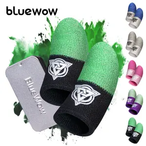 bluewow Sarung Jempol Ice Silk versi terbaru dari, Didesain dengan bahan super halus & adem, anti licin dan responsif banget buat main FF, PUBG, atau MLBB. Main lama tetap nyaman, no delay, no slip!