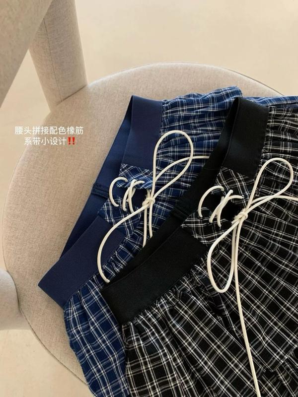 Product Introduction of Chân váy xếp tầng kẻ caro năng động có quần trong 6