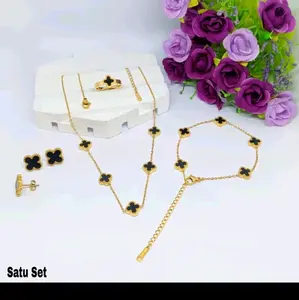 Set Perhiasan Titanium Lengkap Bunga 5 Fashion Wanita Terlaris Anti Karat Titanium Hadiah