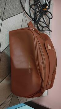 Product Review of OPIOBAGS POUCH TEMPAT MAKE UP WANITA TRAVEL / TAS RIAS WANITA / DCW 64 from N** L**h 0