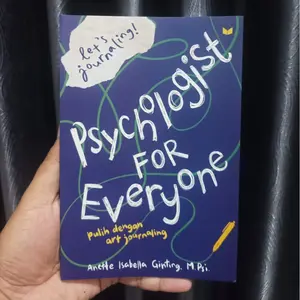 Buku Let's Journaling  Psychologist For Everyone By Anette Isabella Ginting M.Psi Psychology