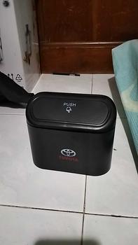 Product Review of Tempat Sampah Mobil Logo Tong Sampah Mobil Mini Universal Car Trash Can Organizer Mobil tempat  tisu from P**i 0
