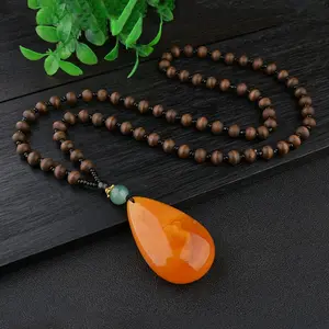 Kalung Batu Oren Air Jatuh / Liontin Resin Warna Ambar Gaya Etnis Vintage - Elegant Faux Resin Orange Amber Unique Fashion Jewerly Charms Pendant / Kalung Keberuntungan Rantai Sweater Tali Manik-manik Choker / Liontin Wanita Pria Import High Quality