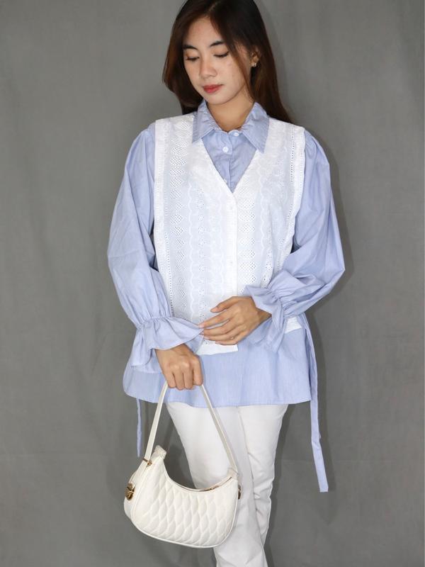 LILIUM AIT - CLEOOO SHIRT - KEMEJA KATUN BIRU MUDA GARIS DENGAN KOMBINASI KATUN BOLONG 0