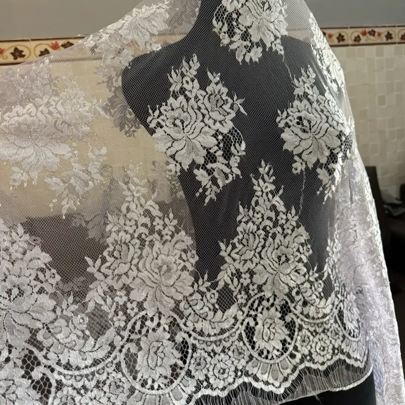 Kain metalik ceplok motif soltis grade B