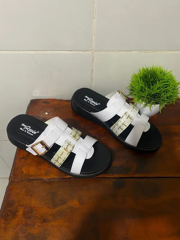 Sandal Slop Wanita Platform Sandal Rajut Wedges Putih Sandal Korean Style Rajut Hak Tinggi 3 Cm 2