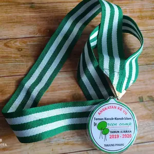 Medali Akrilik Resin Kelulusan Mendali Wisuda Sekolah Cetak 1 mUKA