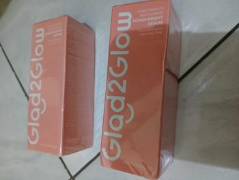 Product Review of Glad2glow peach retinol serum-glad2glow pomegrante serum-glad2glow yuja serum - serum glad2glow from A**1 0