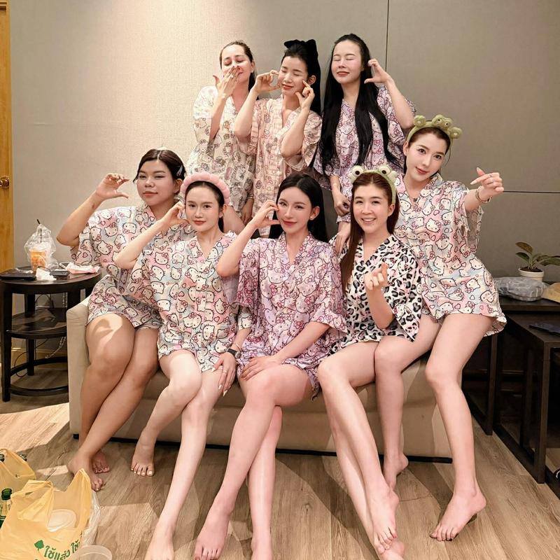 Đồ Bộ Lụa Tay CÁNH DƠI + QUẦN NGẮN Nhiều Hoạ Tiết Độc Đáo Chất Liệu Mềm Mại Thoải Mái Phù Hợp Cho Hoạt Động Hàng Ngày