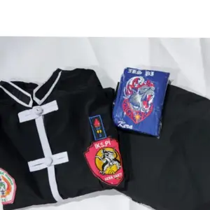 sakral lengkap dengan sabuknya