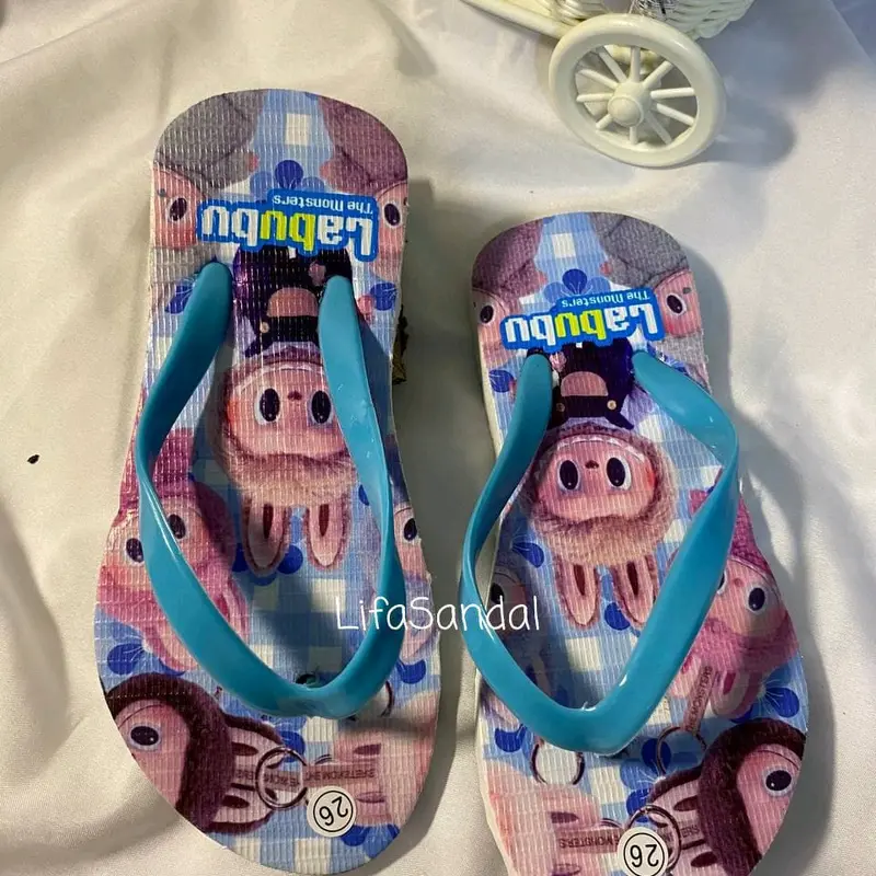 sendal jepit anak viral labubu 4