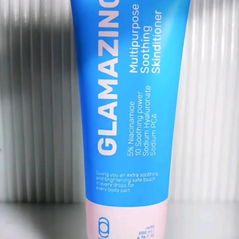 GLAMAZING MULTIPURPOSE SOOTHING SKINDITIONER Moisturizer Glamazing Pelembab Pencerah Wajah 200ml Mencerahkan Ceramide Niacinamide 3