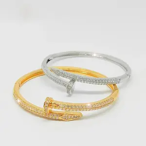 Gelang Tangan Bangle Titanium Motif PAKU Lapis Emas Permata Anti Luntur Dan Karat