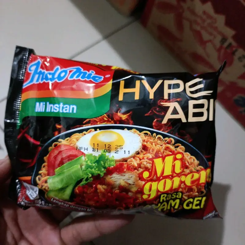 Mi goreng cabe ijo Mie Instan 10 pcs 1