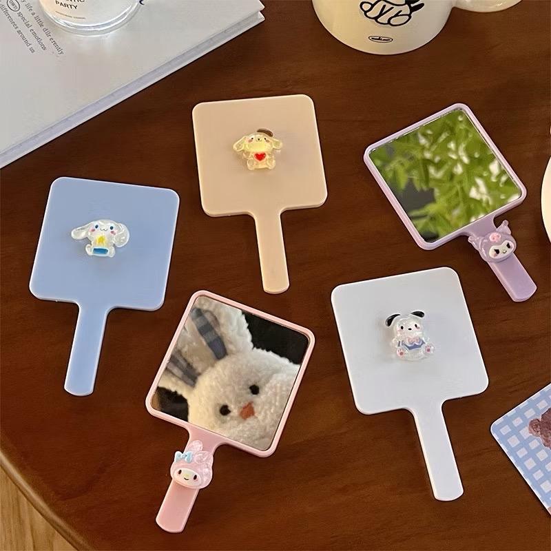   KÈM CHARM  Gương Cầm Tay Kèm Charm Dán Mini Trang Điểm Dễ Thương Gương Soi Nhỏ Gọn Độ Nét Cao Tiện Lợi Mang Theo HYE STORE 