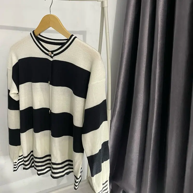 Jiyo Stripe Cardigan Oversize | Ld 120-130cm Basic Knitwear 3