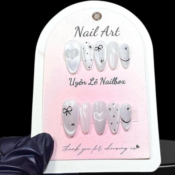  T108 nailbox thiết kế mắt mèo hiệu ứng trái tim vẽ nơ xinh 