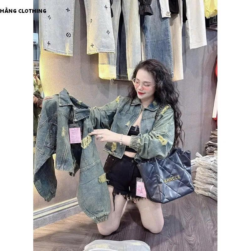Hằng Clothing _ Áo Khoác Jeans Cánh Dơi Form Croptop Wash Rách Túi Nắp Phù Hợp 40kg-57kg Thời Trang Cho Nữ