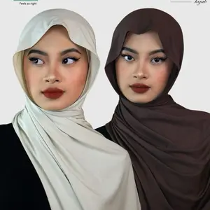 Pashmina Rayon Tencel Jilbab Anti Gerah Dingin Adem di Kulit Tidak Licin Mudah Diatur Bahan Nyaman dan Praktis