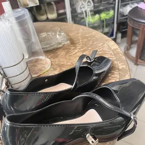 (L647) Sepatu Slop Jelly Wanita Hak Tinggi Glossy Tali Depan Formal Kantor Super Simple Cantik Elegant Empuk Nyaman Import Mokaya / Ukuran 37-40