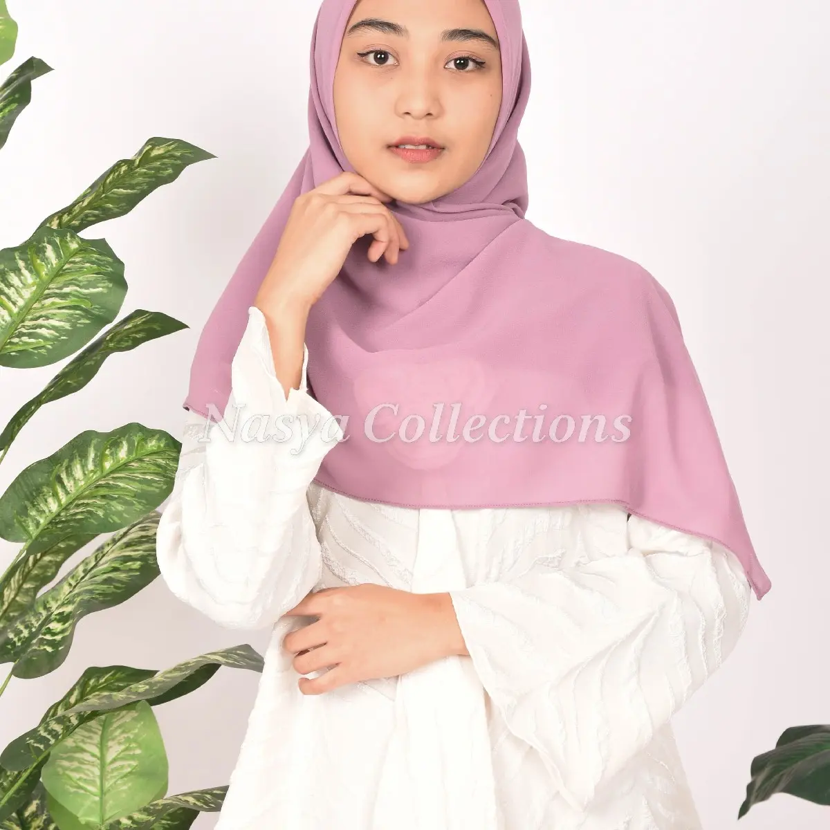 Segiempat Ceruti Baby Doll 115x115 Hijab Segi Empat ceruty lembut nyaman  muslim  square  kerudung