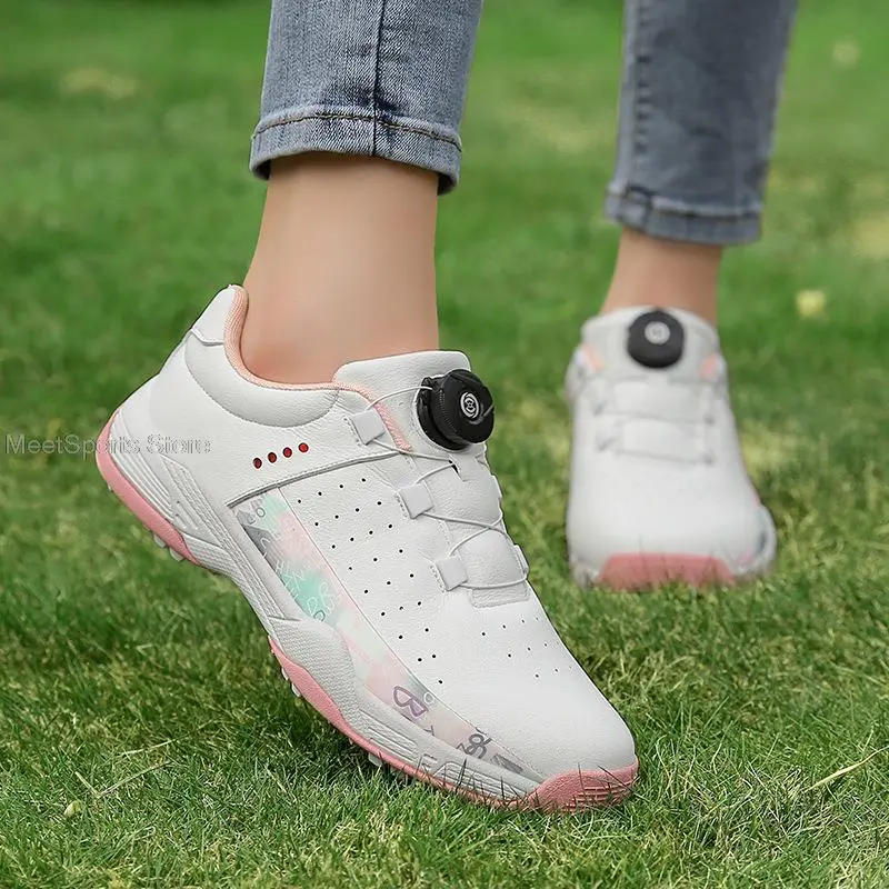 Women Golf Shoes Waterproof Lightweight Sneakers Ladies Anti-Skid Spikes Sneakers Girls Rotating Shoeslace Soft Trainers Shoes