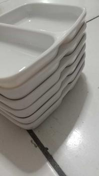 Product Review of ￼Piring Tempat Sambel Melamin Sekat 2  ( 6 pcs ) Piring Sambal Melamine - Piring Saos Melamin - Mangkok Sambal Melamin - Mangkuk Sambel Melamine Hijau Merah Kitchenware Putih from C**🐾 1