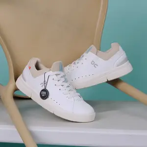 Sepatu Tennis On The Roger Advantage White Sand