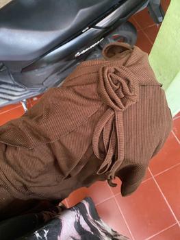 Product Review of KIYANA Cirebon Cloth - Flower Top / Long Sleeve Ribbon Coquette Knit Top / Atasan Knit Lengan Panjang Wanita Knitwear Crop Cardigan Baju Tangan Kerah from m**️ 0