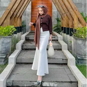 Lunar Mermaid Skirt Scuba Premium Rok Mermaid Basic Polos Maxi Siluet Ramping Feminin Nyaman untuk Daily Wear Kerja Kuliah atau Acara Semi-Formal Bahan Tebal Adem dan Tidak Menerawang - Fit Muslim Panjang 95 cm