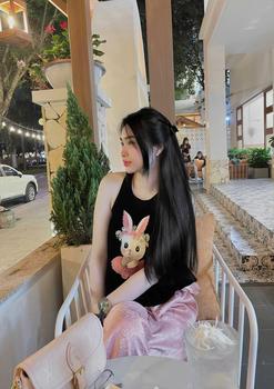Product Review of Áo sát nách form xoè thêu nhiều mẫu xinh mix quần lụa, quần nhung có bán lẻ from L** A** ** 0