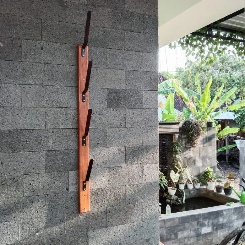 GANTUNGAN HELM DAN KUNCI PRAKTIS DAN CANTIK 0