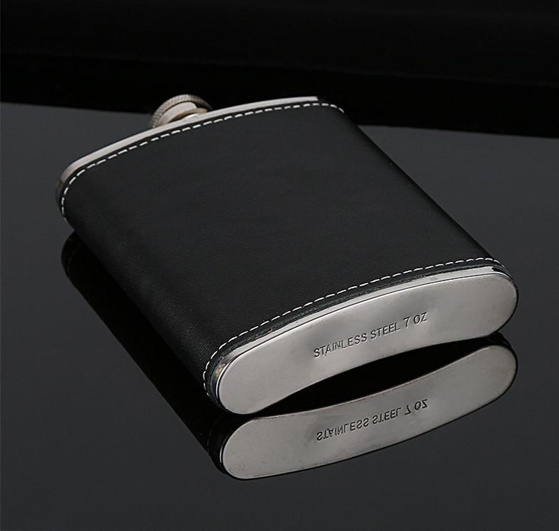 Product Introduction of 1PCS 6 OZ Portable Stainless Steel Hip Flask PU Leather Metal  Wine Bottle Outdoor Russian High-end Hip Flask  Black Leather Wrap Drinkware Bottled Tumblers Water Bottles camping  chair 3