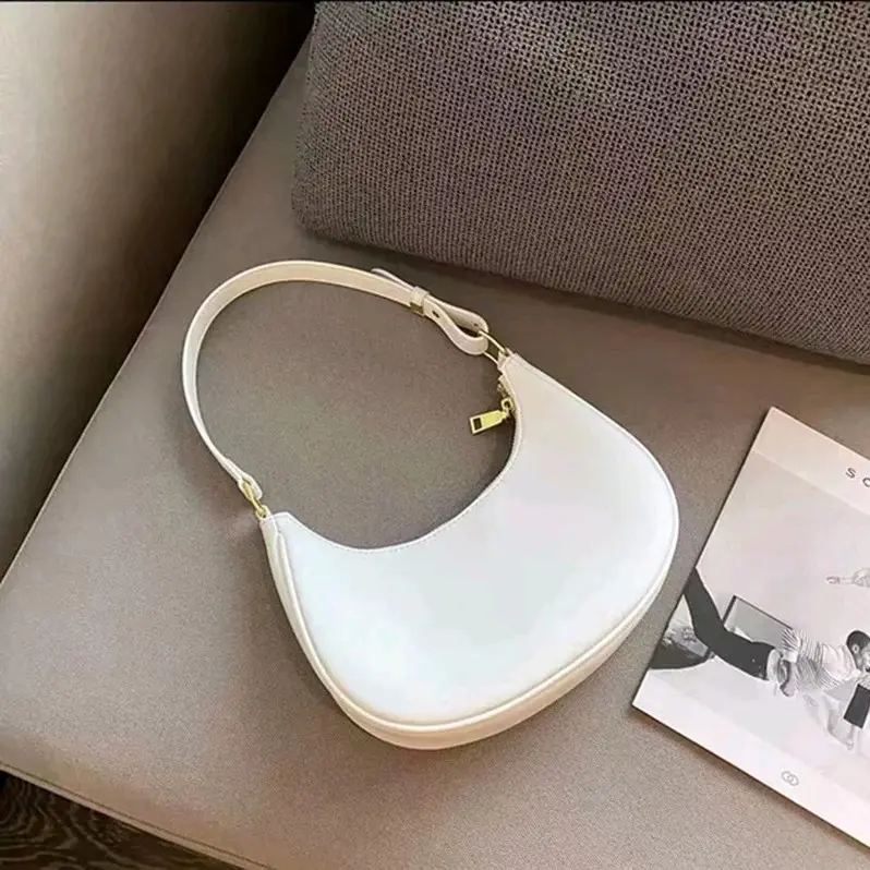 Tas Selempang Wanita Shoulder Bag Polos Terbaru / Tas Selempang Wanita Bulan 1