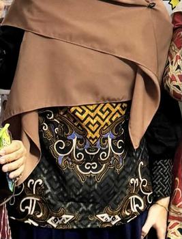 Product Review of My Aksa Batik Wanita Blouse Kylie Kay from B**K 0